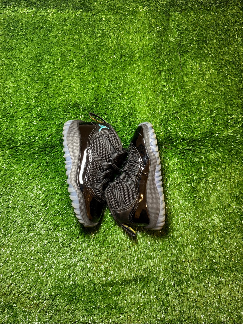 Jordan 11 Gamma Blue